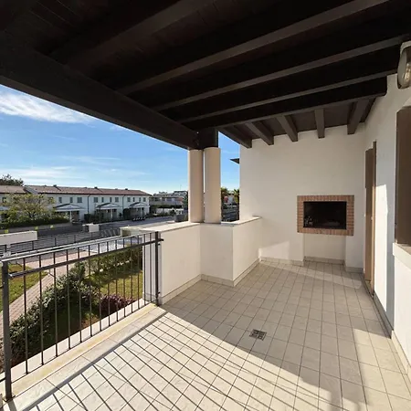 Comfy Flat With Two Terraces And Fireplace Apartmán *