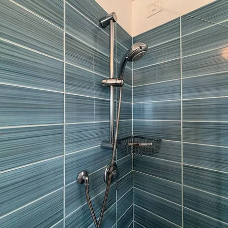 Apartment Comfy Flat With Two Terraces And Fireplace