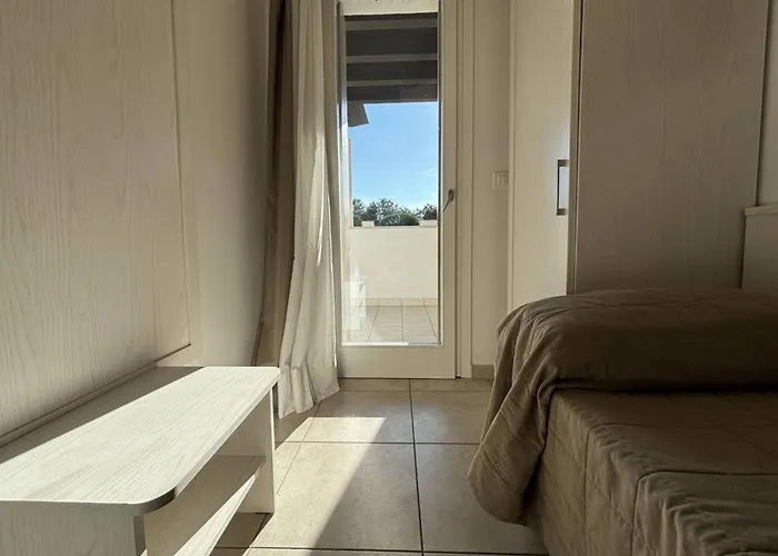 Comfy Flat With Two Terraces And Fireplace *